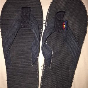Black rainbow flip flops 🌈
